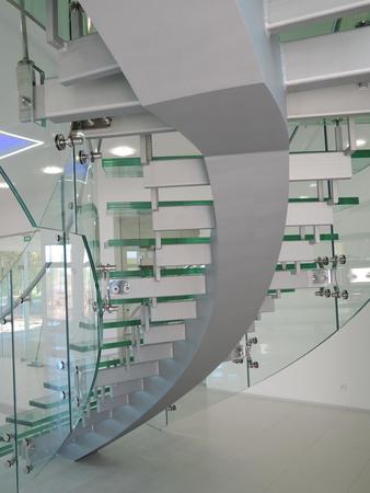 Ocel - odolná konstrukce na střechu, schodiště i balkon