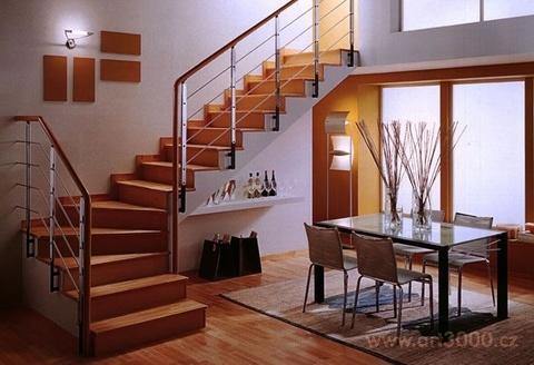 Nerezové zábradlí – správný tip pro vaše schodiště