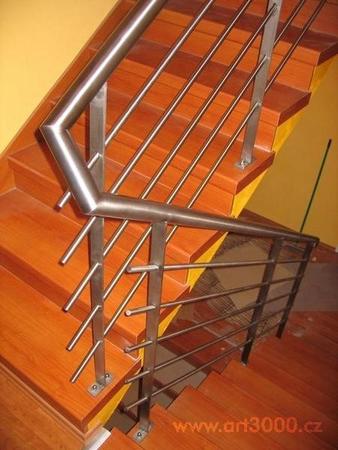 Výroba nerezového zábradlí